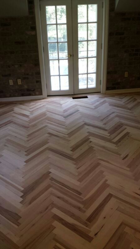 Bild Wood Floor - Hickory Chevron Pattern - Toledo, OH